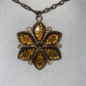 Monet Leopard Pendant & Chain